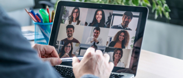 Remote Team Meetings: 10 Tipps für effektive Zusammenarbeit auf Distanz!